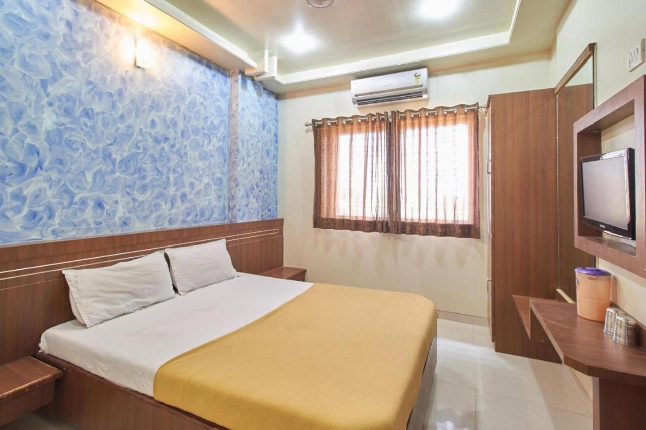 Hotel Jain Residency Shirdi Eksteriør bilde