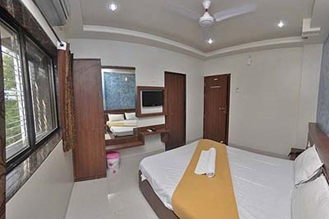 Hotel Jain Residency Shirdi Eksteriør bilde